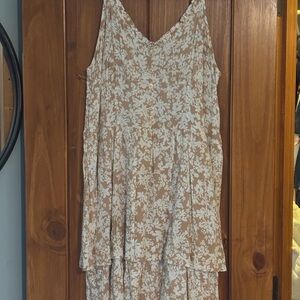 Floral Sleeveless Dress - Tan and White Above the knee